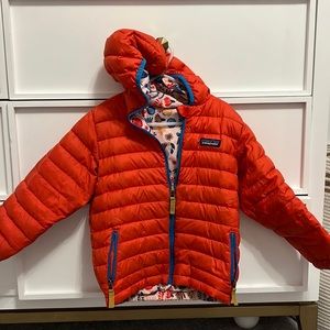 Patagonia Reversible Down Sweater Hoody 5T.